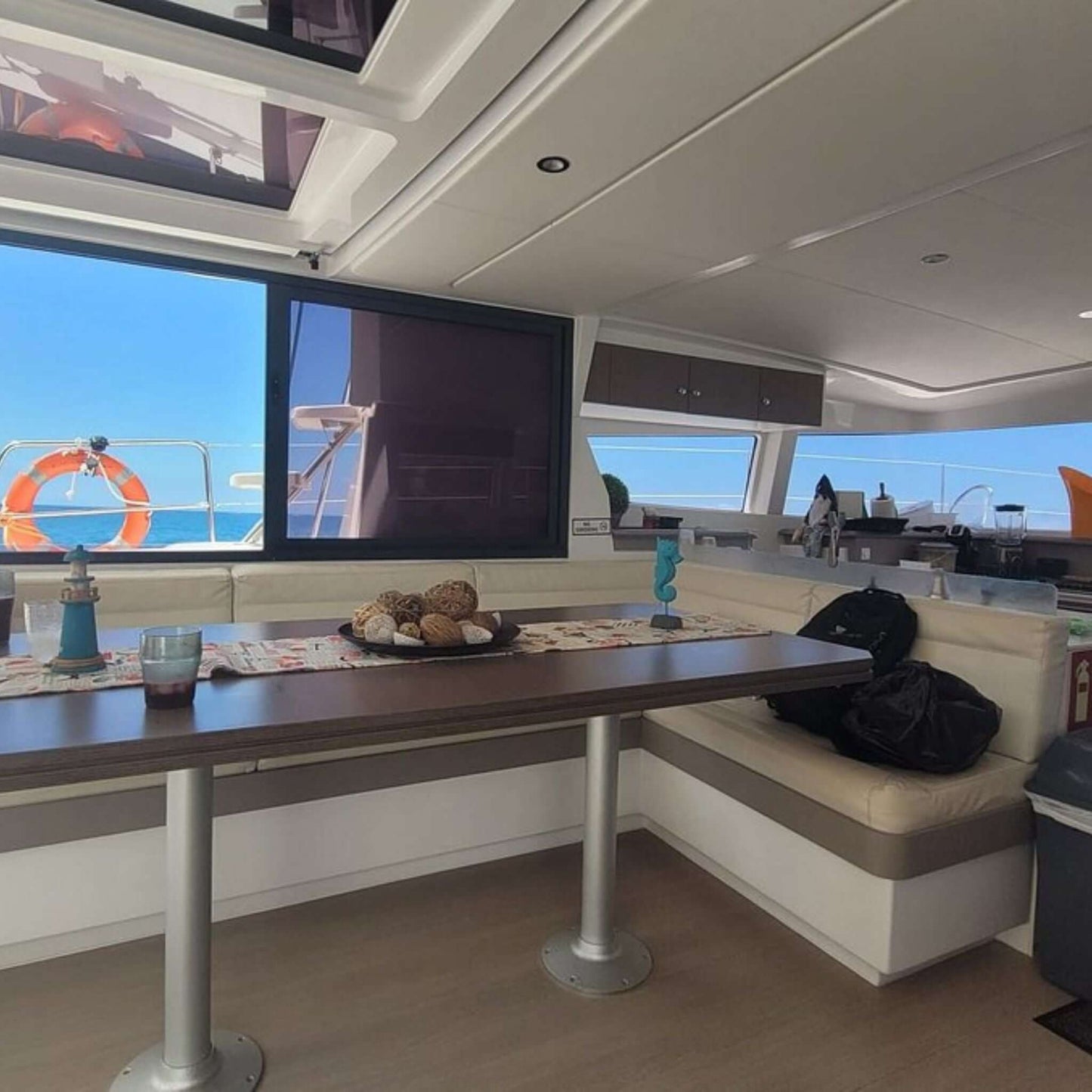exclusive boat gran canaria inside
