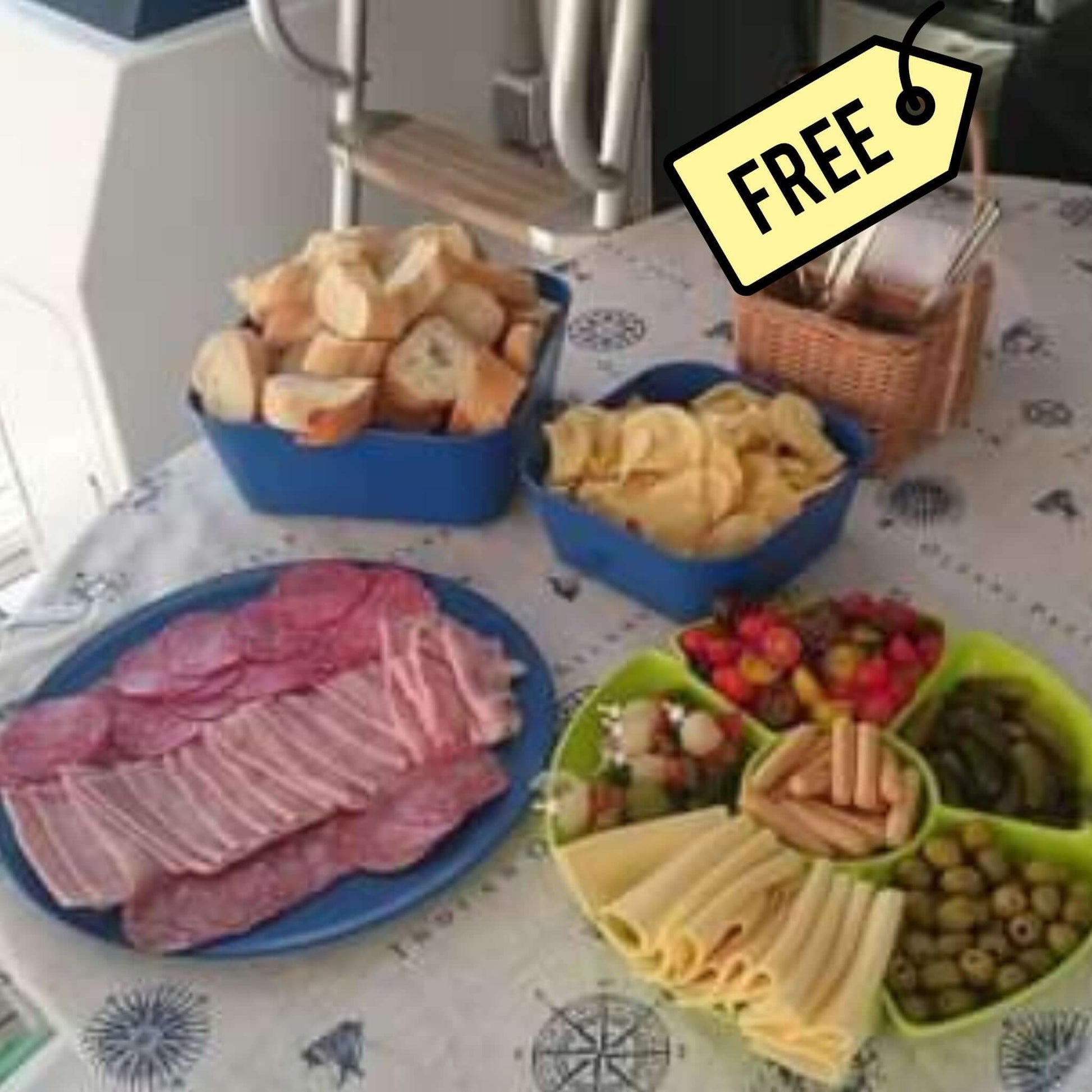 boat excursions gran canaria - food on the boat