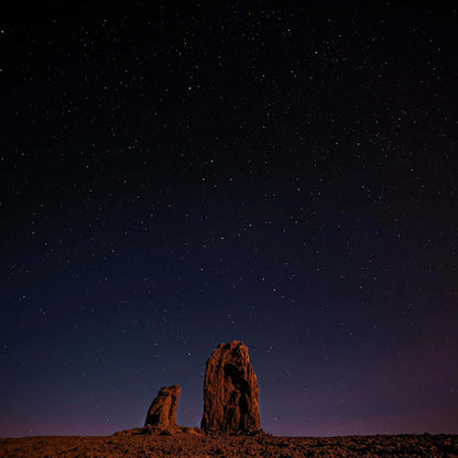 Starlit sky with rock formations during the Sunset & Stargazing Tour in Gran Canaria.
