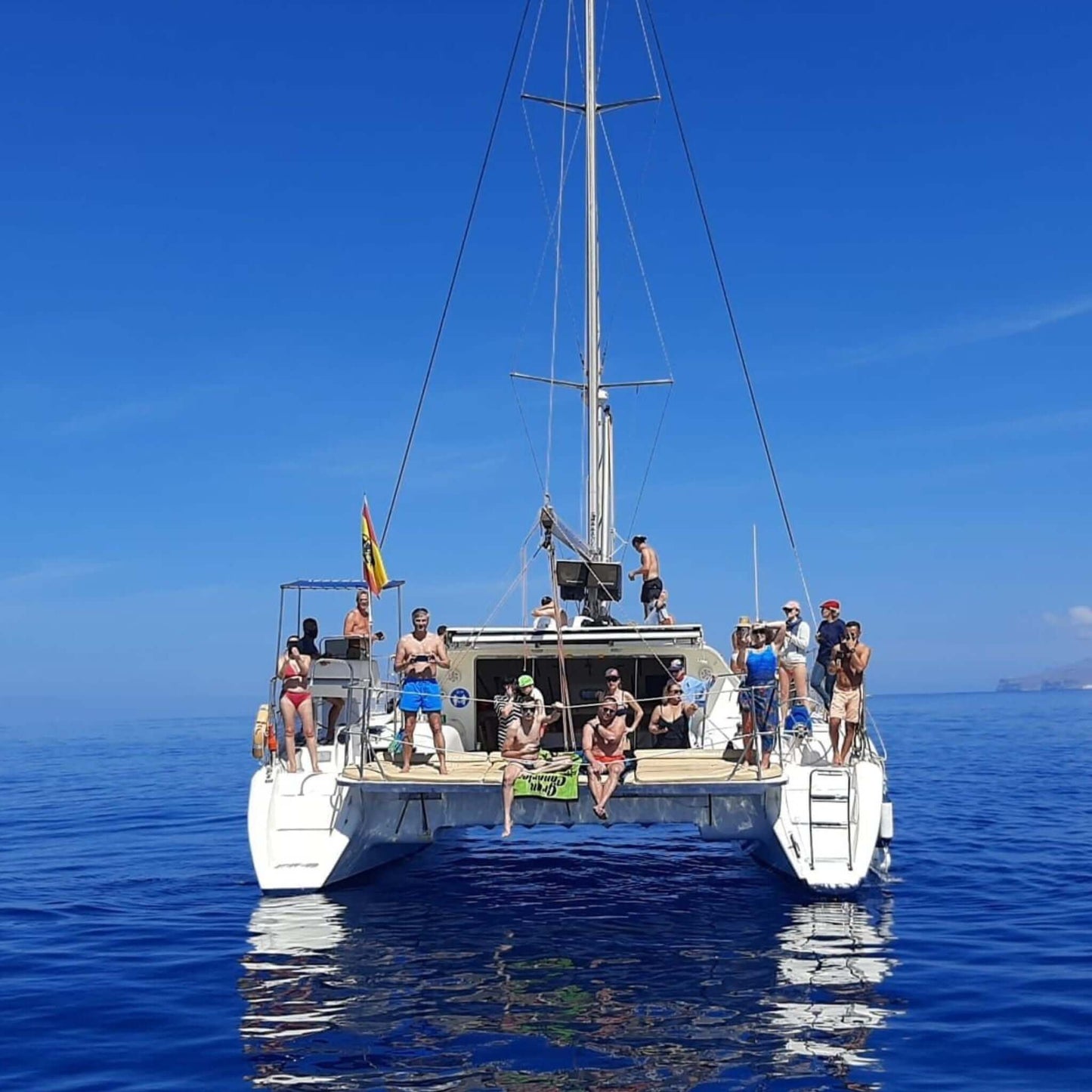 catamaran trips - back of the delfin playa catamaran 
