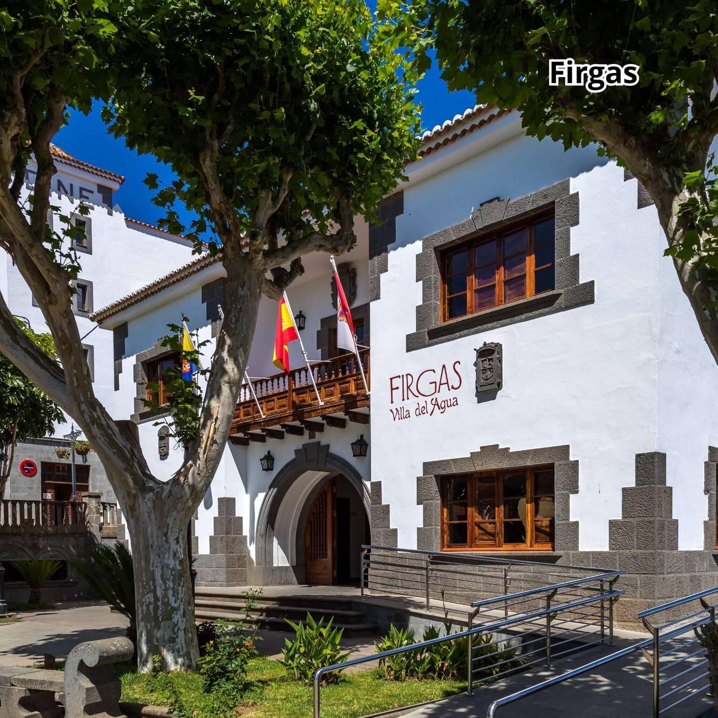 bus tour gran canaria - landscapes firgas villa del agua
